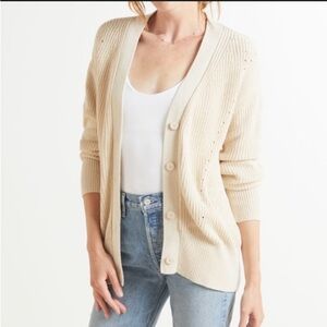 Evereve Raegan Relaxed Knit Boyfriend Cardigan Sweater Cream Sz S